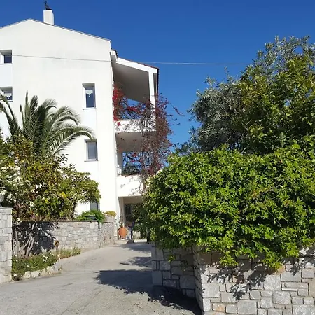 Bougainvillea House Σπίτι διακοπών Σκιάθος Πόλη